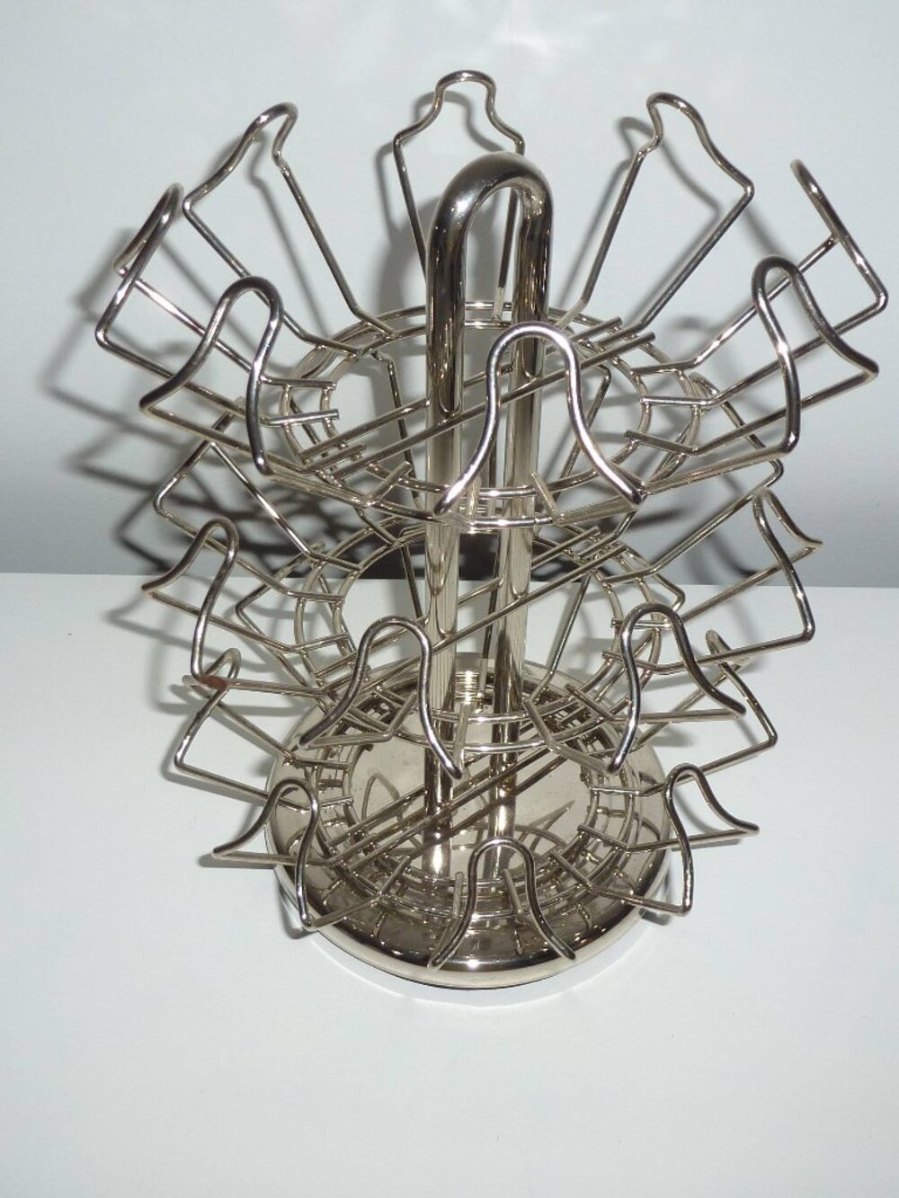 Rotating K-Cup / Pod Chrome Metal Wire Carousel 24 Pod Rack